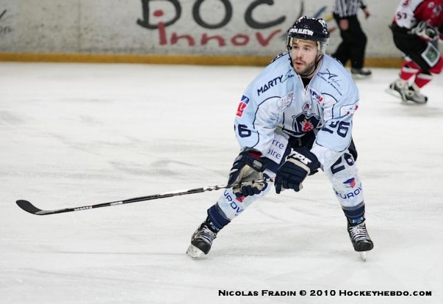 Photo hockey match Briançon  - Angers  le 27/03/2010