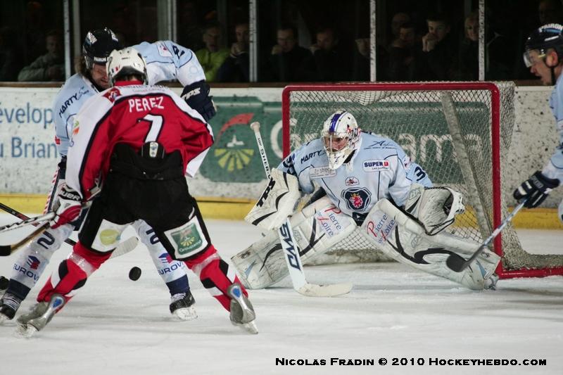 Briançon  2 - 4 Angers 