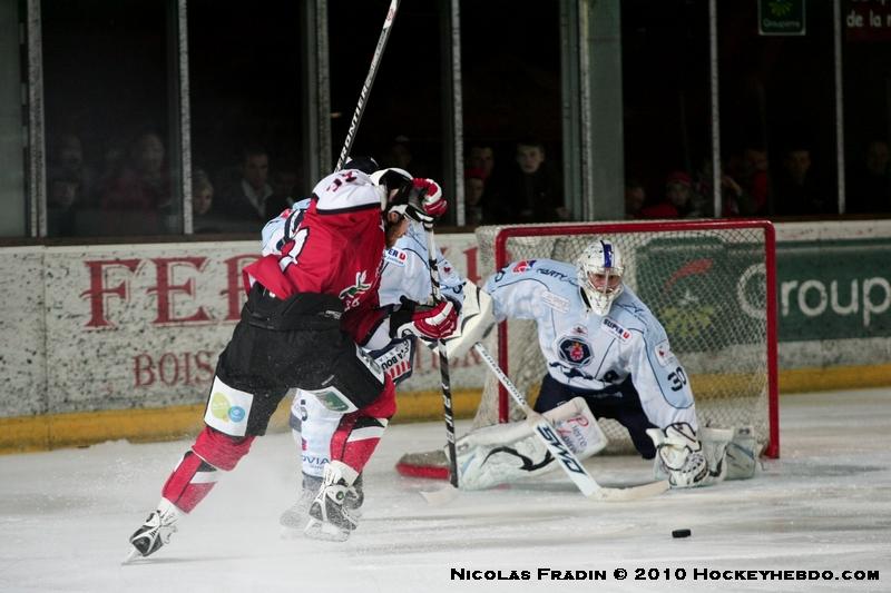 Briançon  2 - 4 Angers 