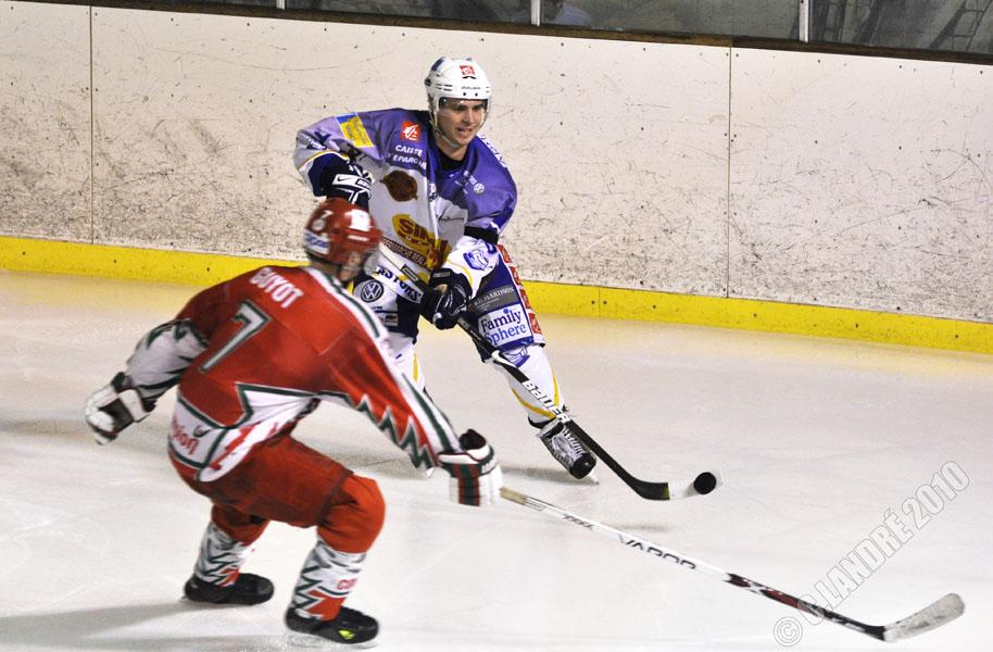 Courbevoie  3 - 1 Avignon