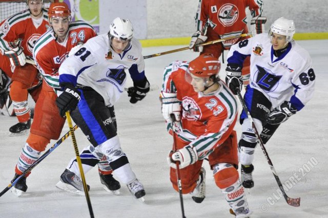 Photo hockey match Courbevoie  - Garges-lès-Gonesse le 27/03/2010