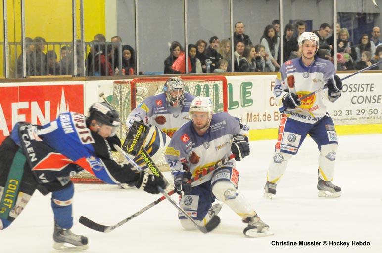 Caen  8 - 2 Avignon
