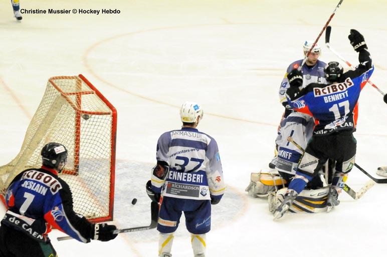Caen  8 - 2 Avignon