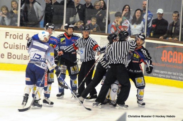 Photo hockey match Caen  - Avignon le 27/03/2010