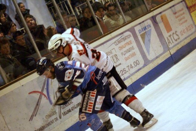 Photo hockey match Angers  - Briançon  le 30/03/2010