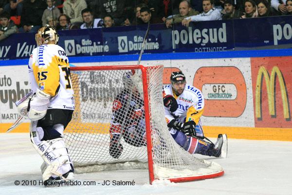 Grenoble  2 - 3 Rouen