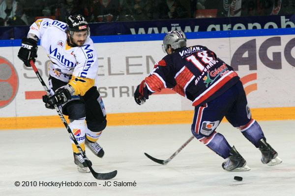 Grenoble  2 - 3 Rouen