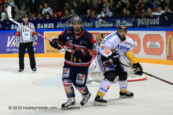 Grenoble  2 - 3 Rouen