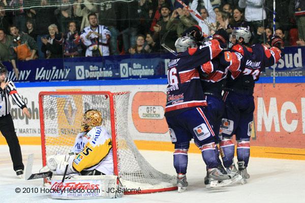 Grenoble  2 - 3 Rouen