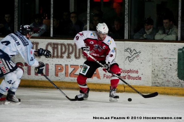 Photo hockey match Briançon  - Angers  le 03/04/2010