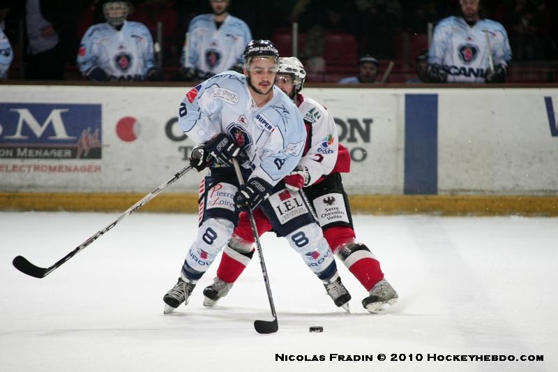 Briançon  2 - 4 Angers 