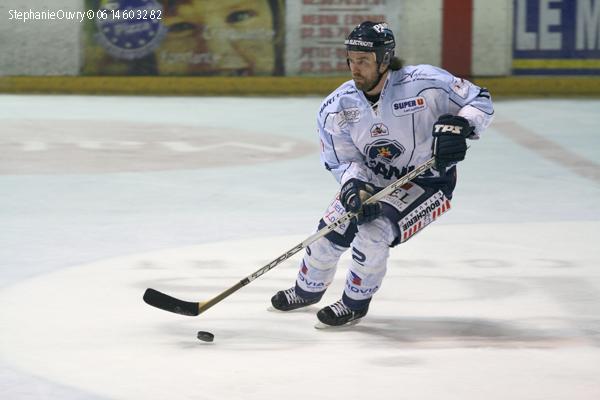 Rouen 2 - 4 Angers 
