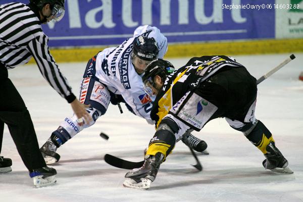 Rouen 2 - 4 Angers 