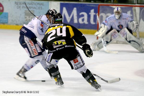 Rouen 2 - 4 Angers 