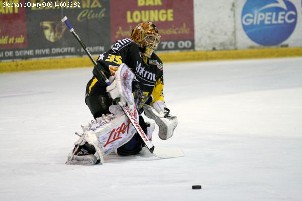 Rouen 2 - 4 Angers 