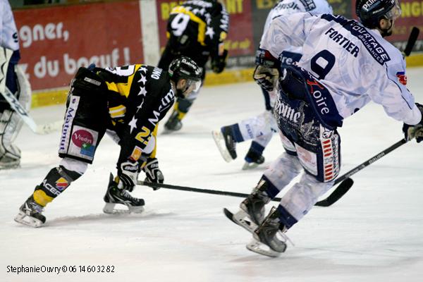 Rouen 2 - 4 Angers 