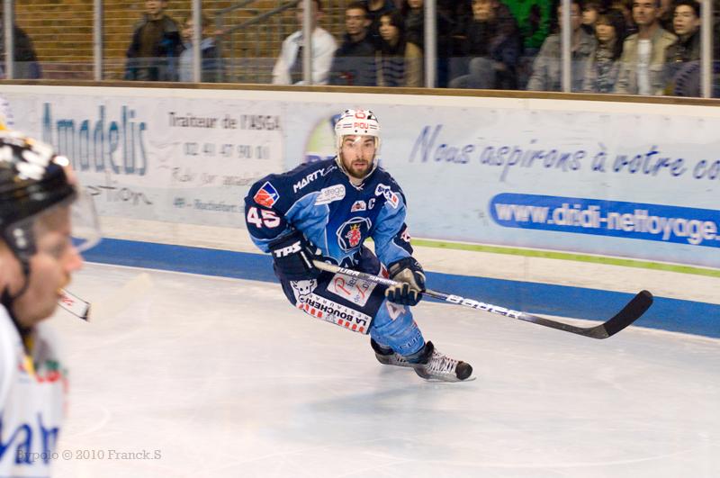 Angers  2 - 4 Rouen