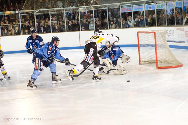 Angers  2 - 4 Rouen