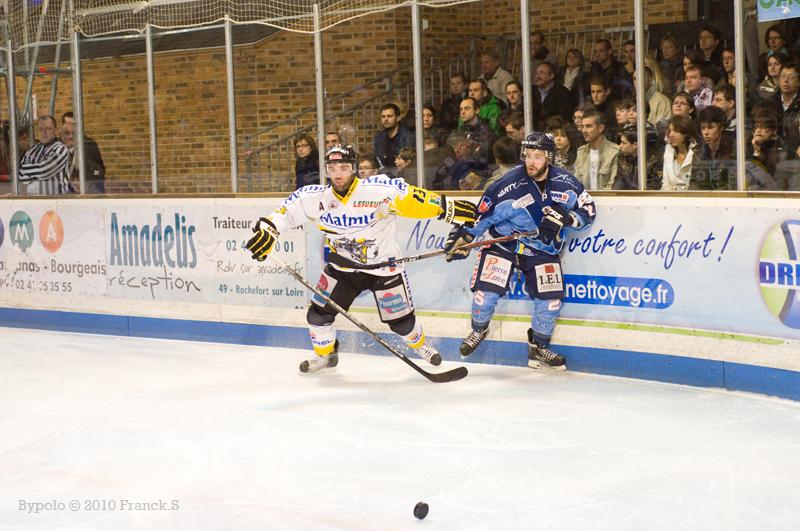 Angers  2 - 4 Rouen