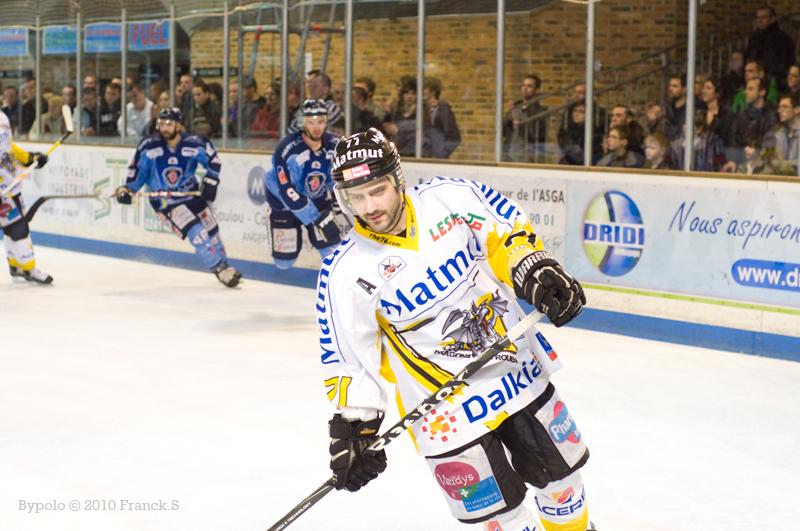 Angers  2 - 4 Rouen