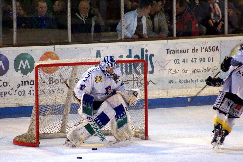 Angers  2 - 4 Rouen