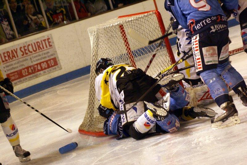Angers  2 - 4 Rouen