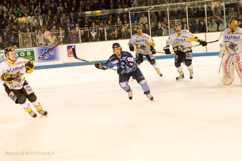 Angers  1 - 6 Rouen