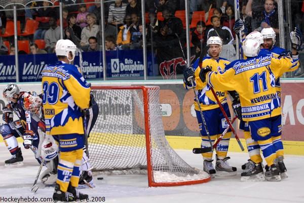Grenoble  6 - 4 Chamonix 