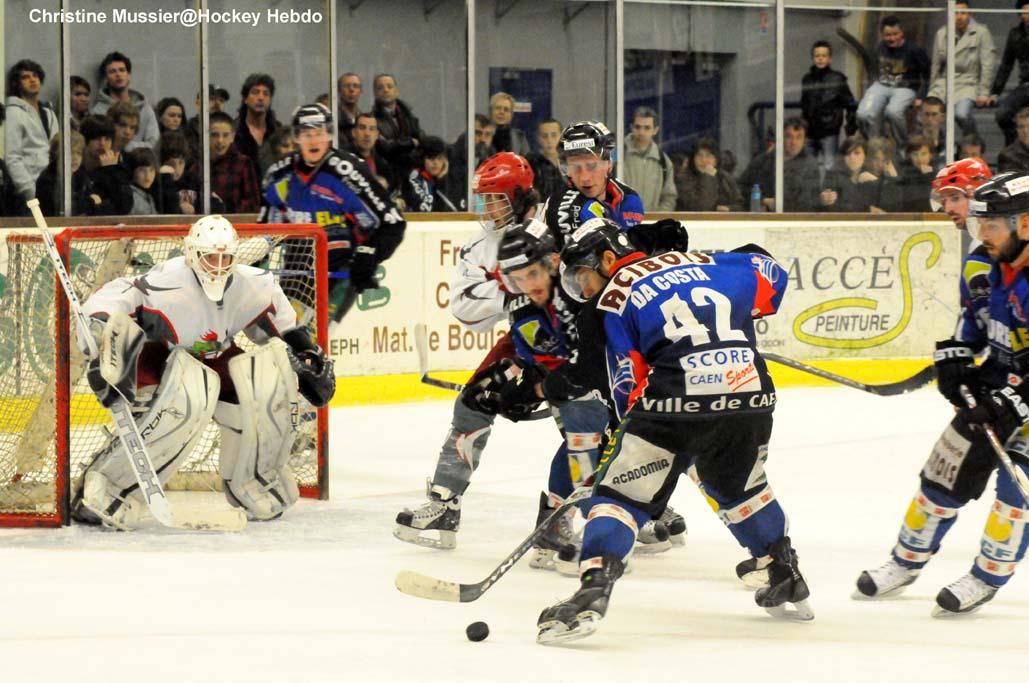 Caen  7 - 2 Cergy-Pontoise