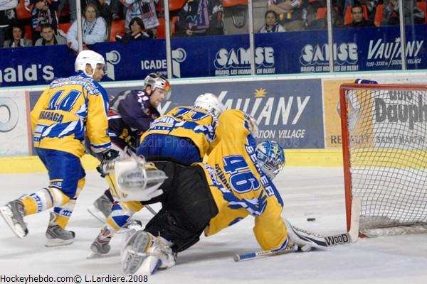 Grenoble  6 - 4 Chamonix 