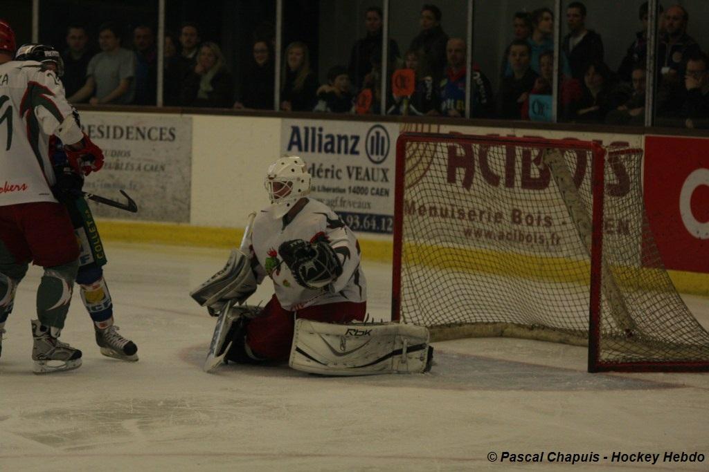 Caen  7 - 2 Cergy-Pontoise