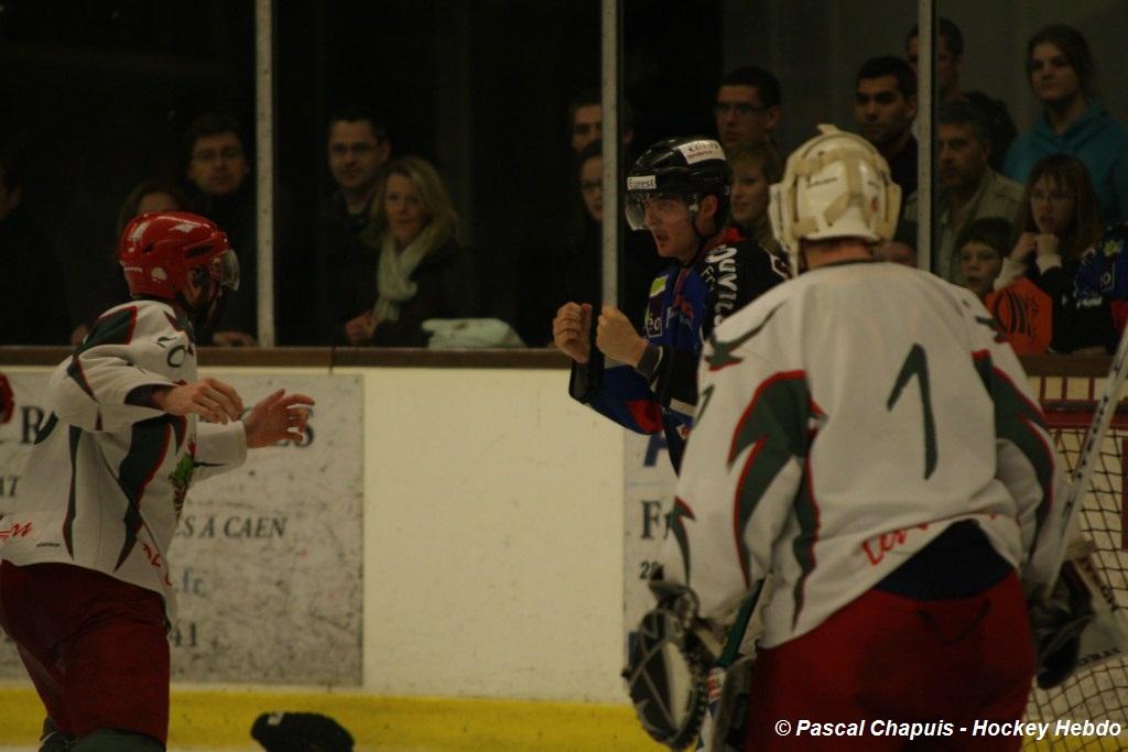 Caen  7 - 2 Cergy-Pontoise