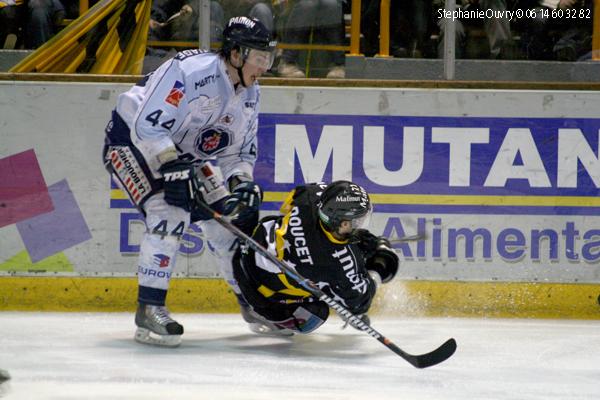 Rouen 4 - 2 Angers 