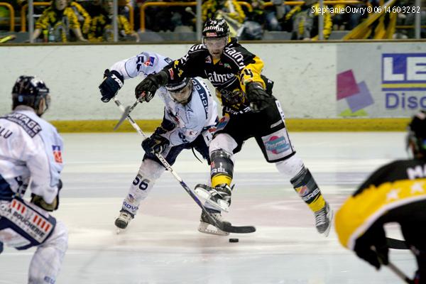 Rouen 4 - 2 Angers 