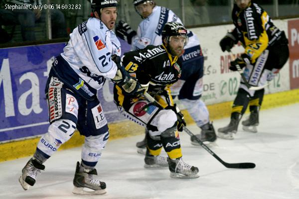 Rouen 4 - 2 Angers 
