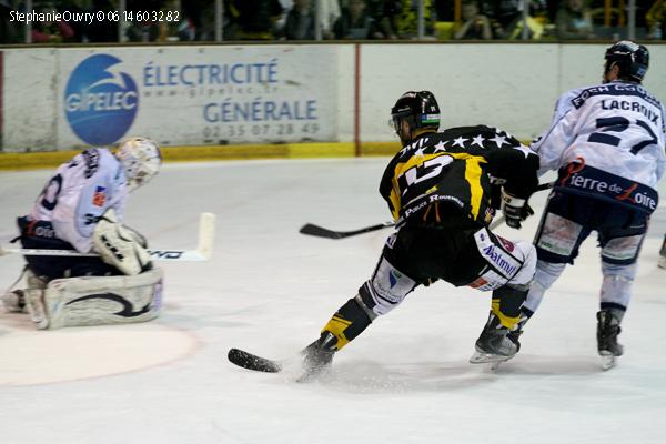 Rouen 4 - 2 Angers 