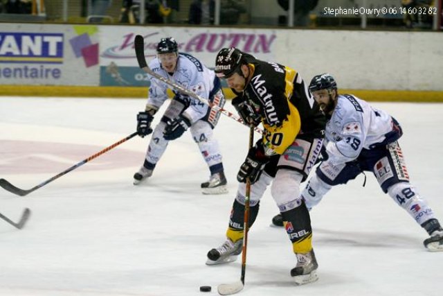 Photo hockey match Rouen - Angers  le 13/04/2010