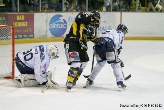 Photo hockey match Rouen - Angers  le 13/04/2010