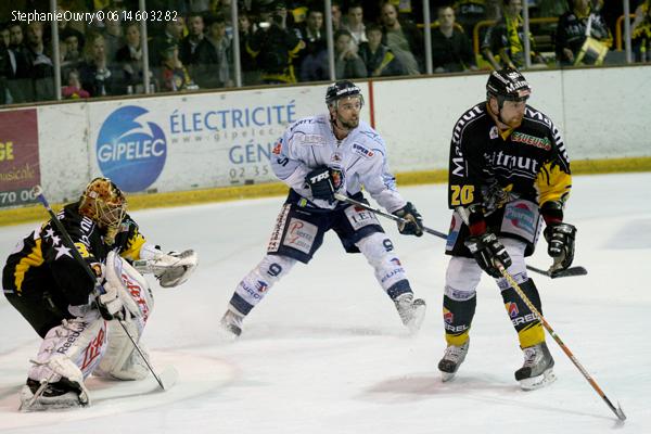 Rouen 4 - 2 Angers 