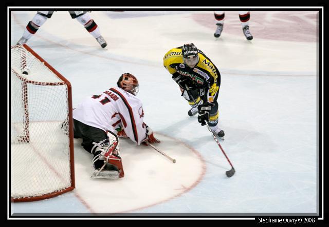 Rouen 7 - 4 Briançon 