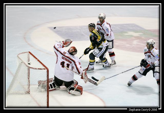 Rouen 7 - 4 Briançon 