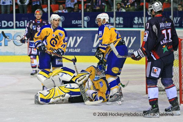 Grenoble  6 - 4 Chamonix 