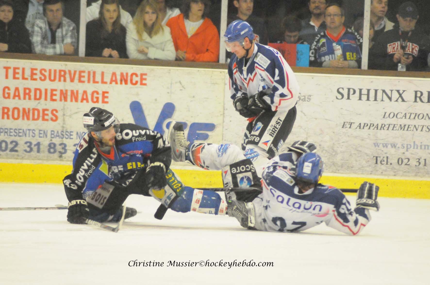 Caen  3 - 2 Brest 