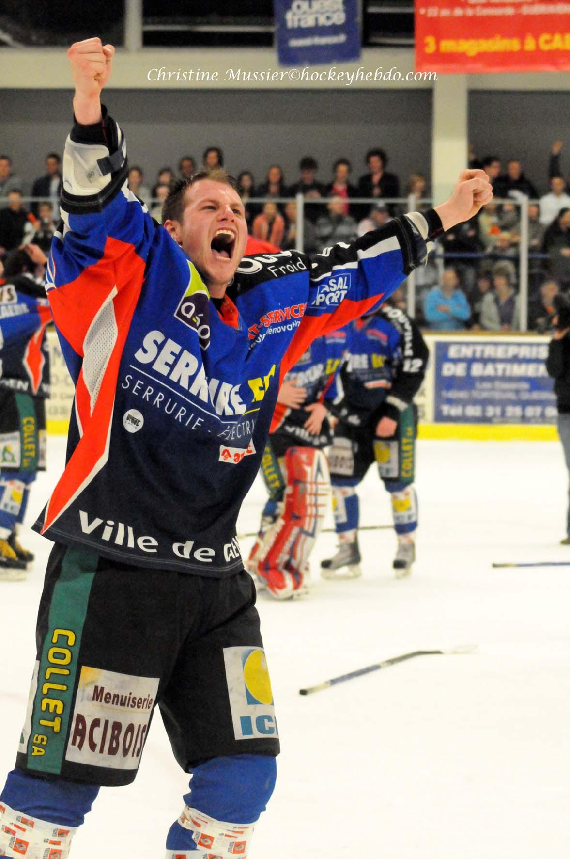 Caen  3 - 2 Brest 