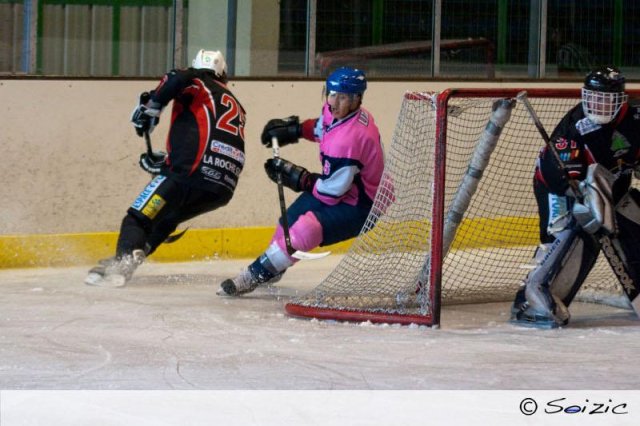 Photo hockey match La Roche-sur-Yon - Paris (FV) le 01/05/2010