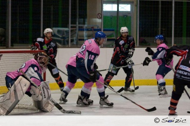 Photo hockey match La Roche-sur-Yon - Paris (FV) le 01/05/2010