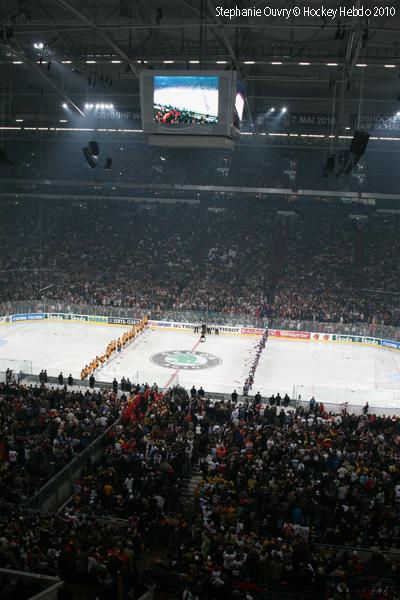 Hockey Mondial 10 : 77 803 !! — Reportage