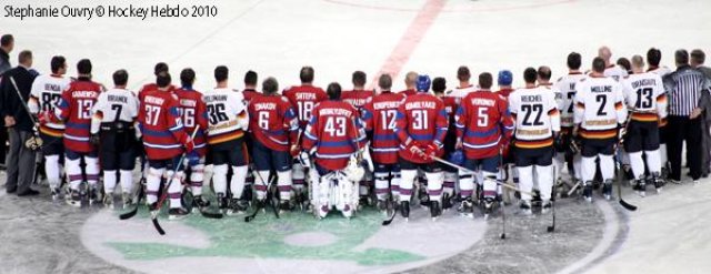 Photo hockey reportage Hockey Mondial 10 : 77 803 !!
