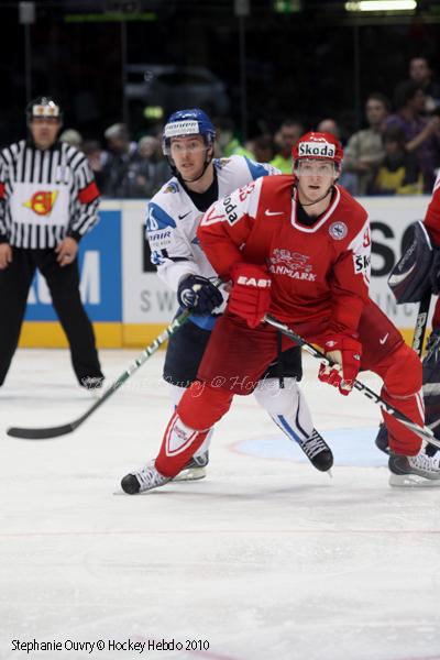 Hockey Mondial 10 : Ca passe au rouge — Reportage