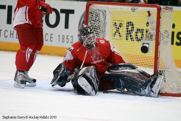 Hockey Mondial 10 : Ca passe au rouge — Reportage